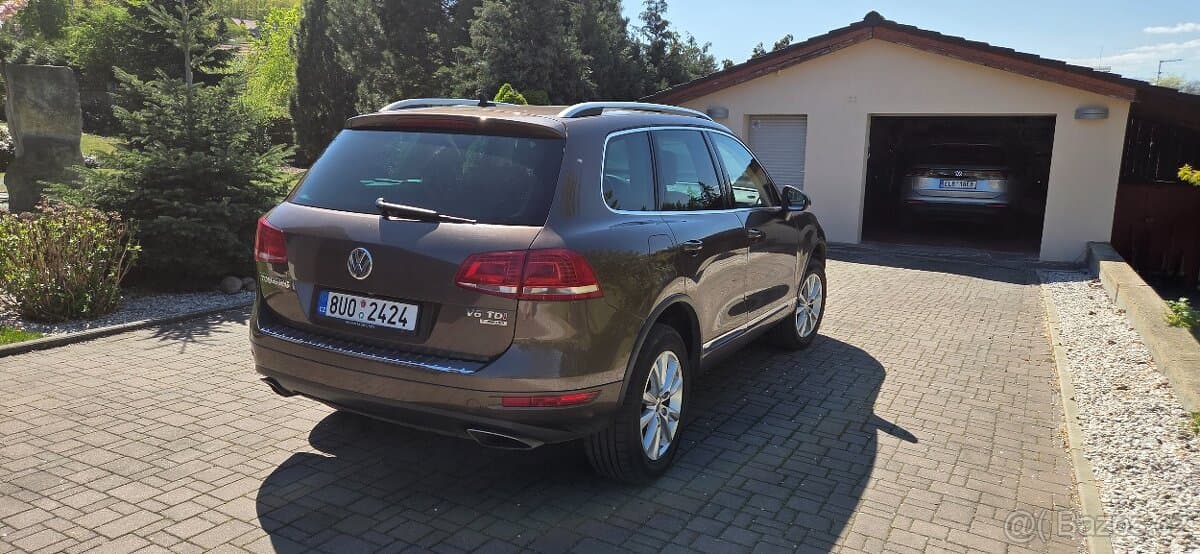 2012 Volkswagen TOUAREG - 3