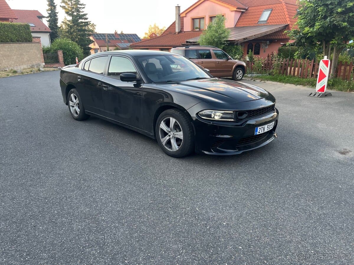 Dodge CHARGER - 3