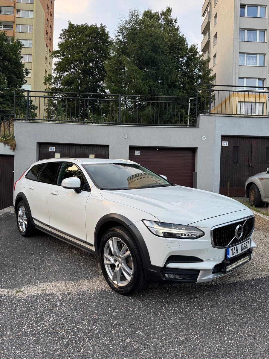 Volvo V90 - 3