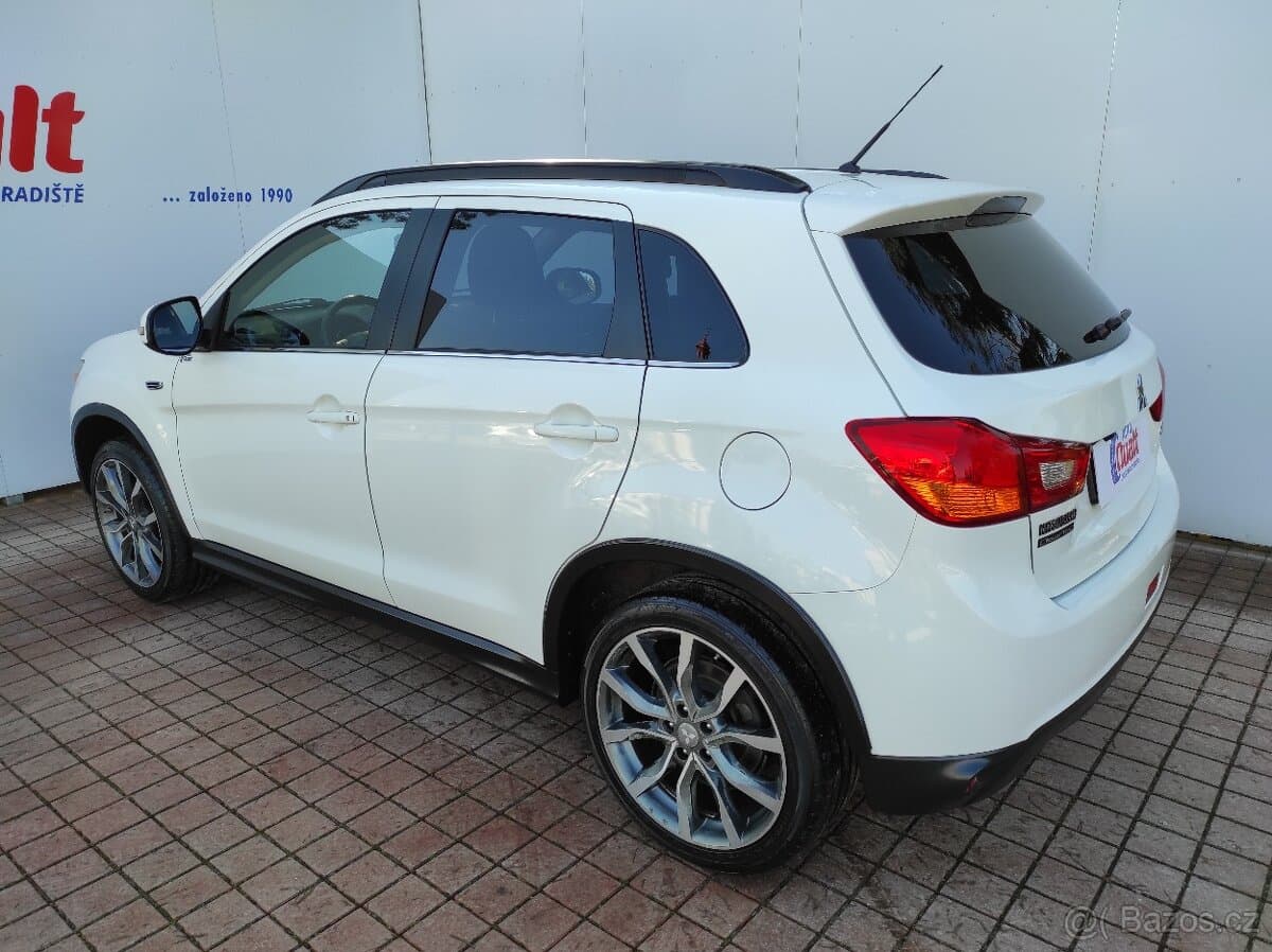 2015 Mitsubishi ASX - 3
