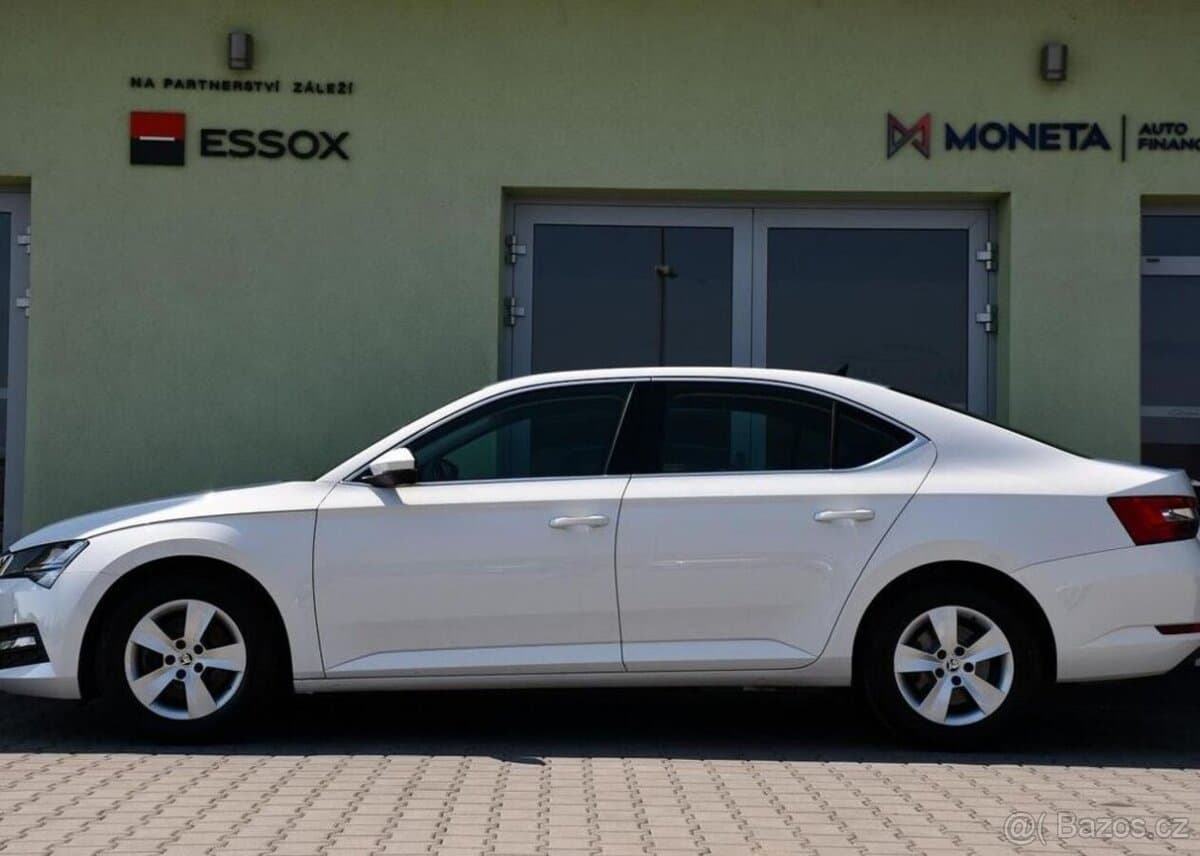 2020 Škoda SUPERB - 3