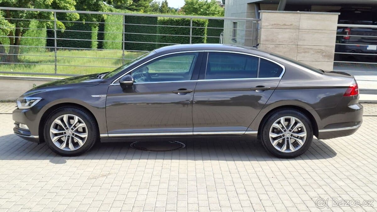 2016 Volkswagen PASSAT - 3