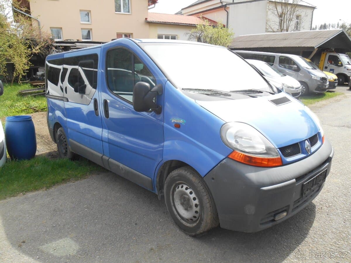 Renault TRAFIC - 3