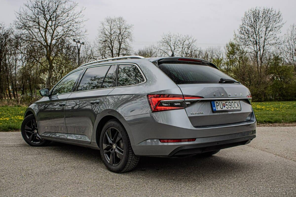2021 Škoda SUPERB - 3