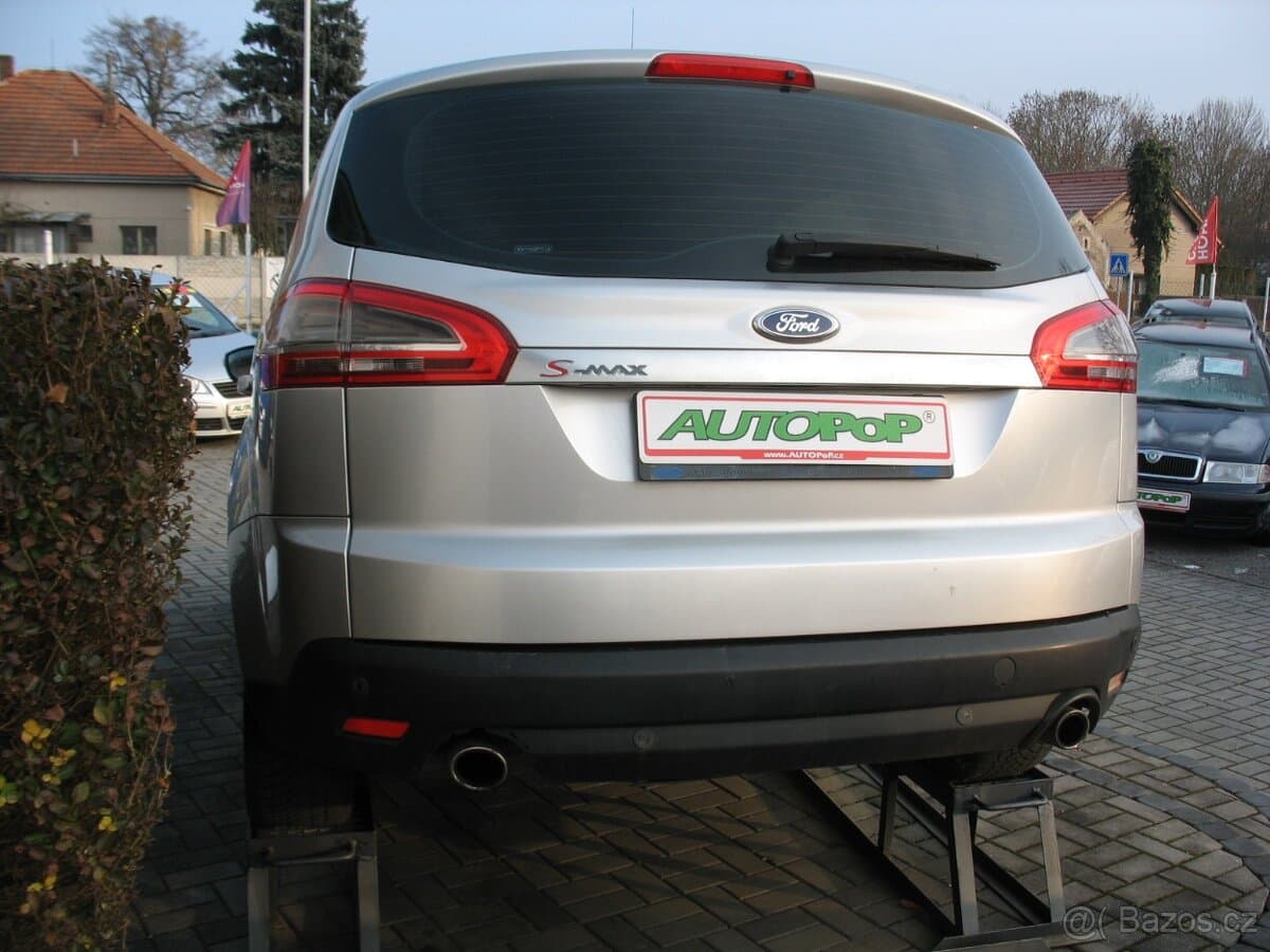 2012 Ford S-MAX - 3