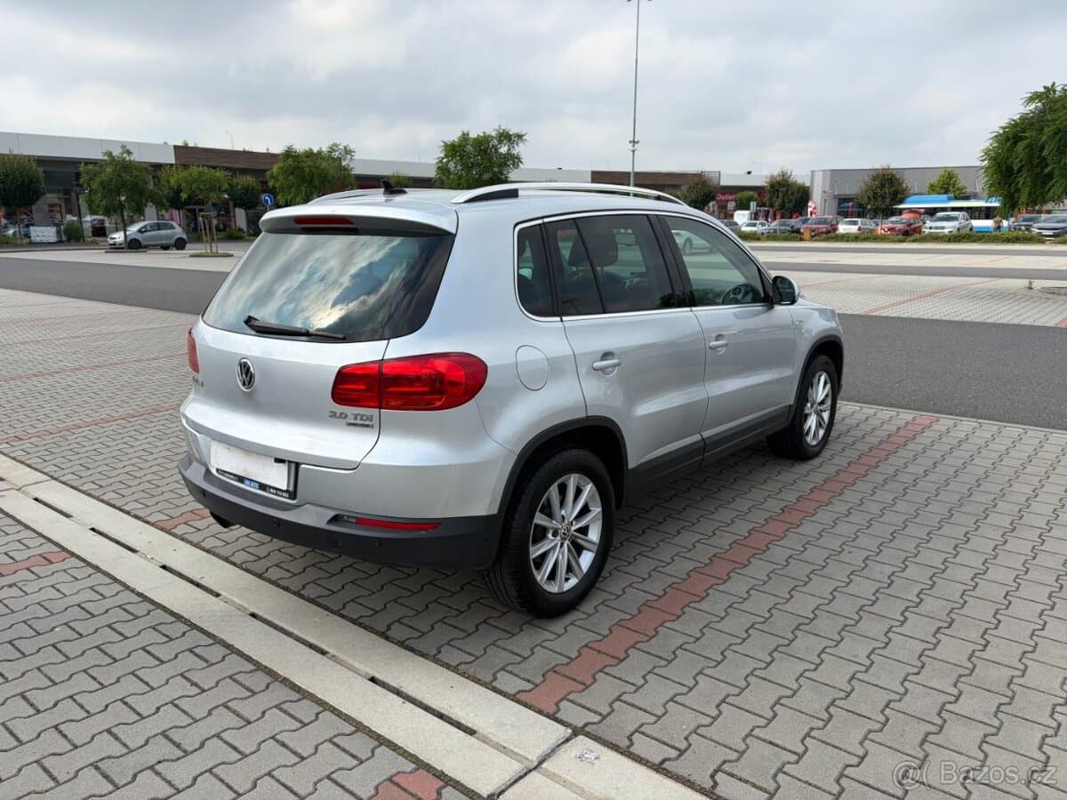 2012 Volkswagen TIGUAN - 3