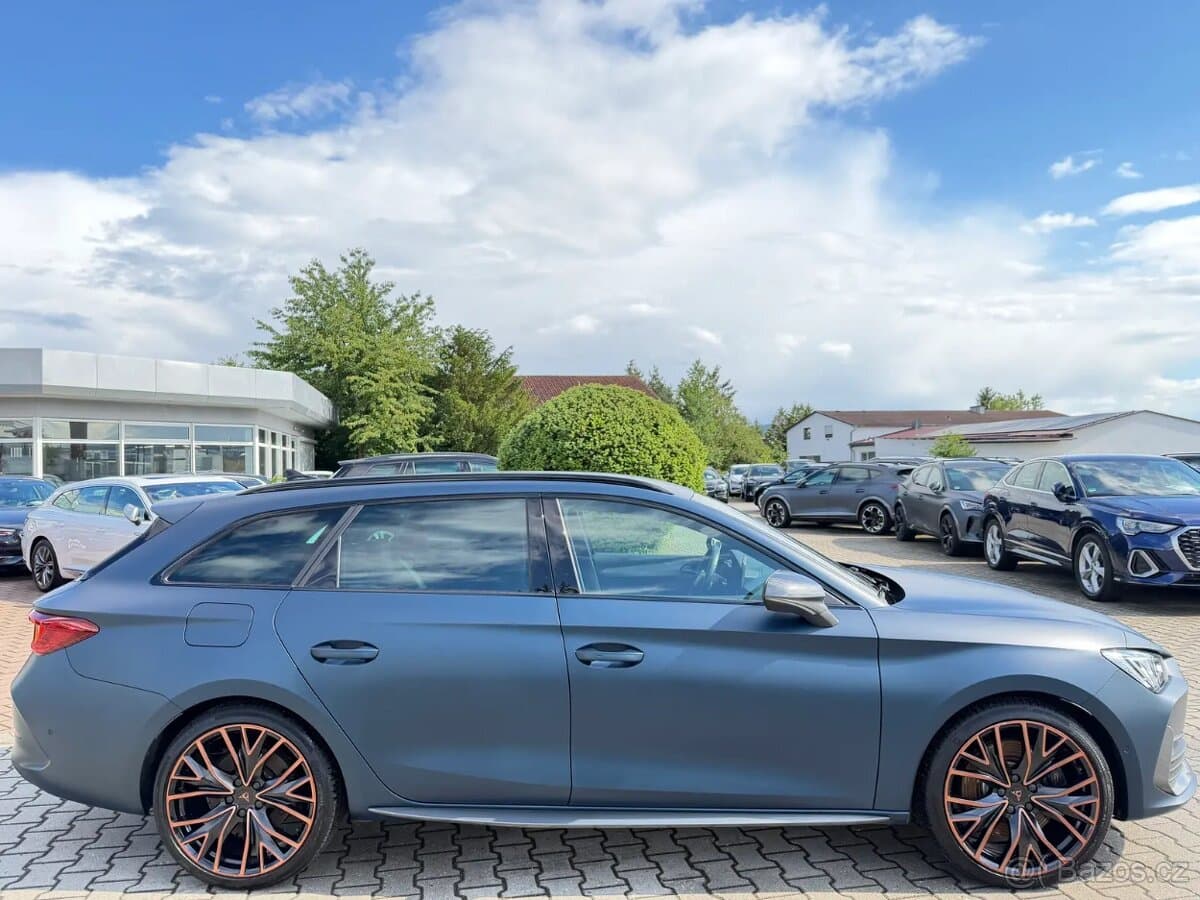 2022 Cupra LEON - 3