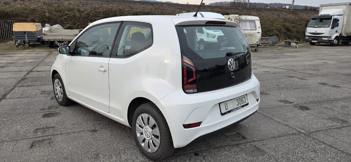 2020 Volkswagen UP! - 3