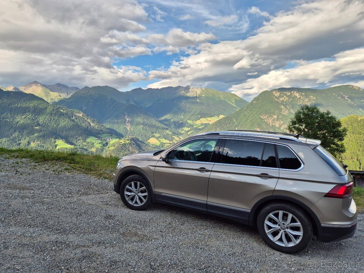 2018 Volkswagen TIGUAN - 3