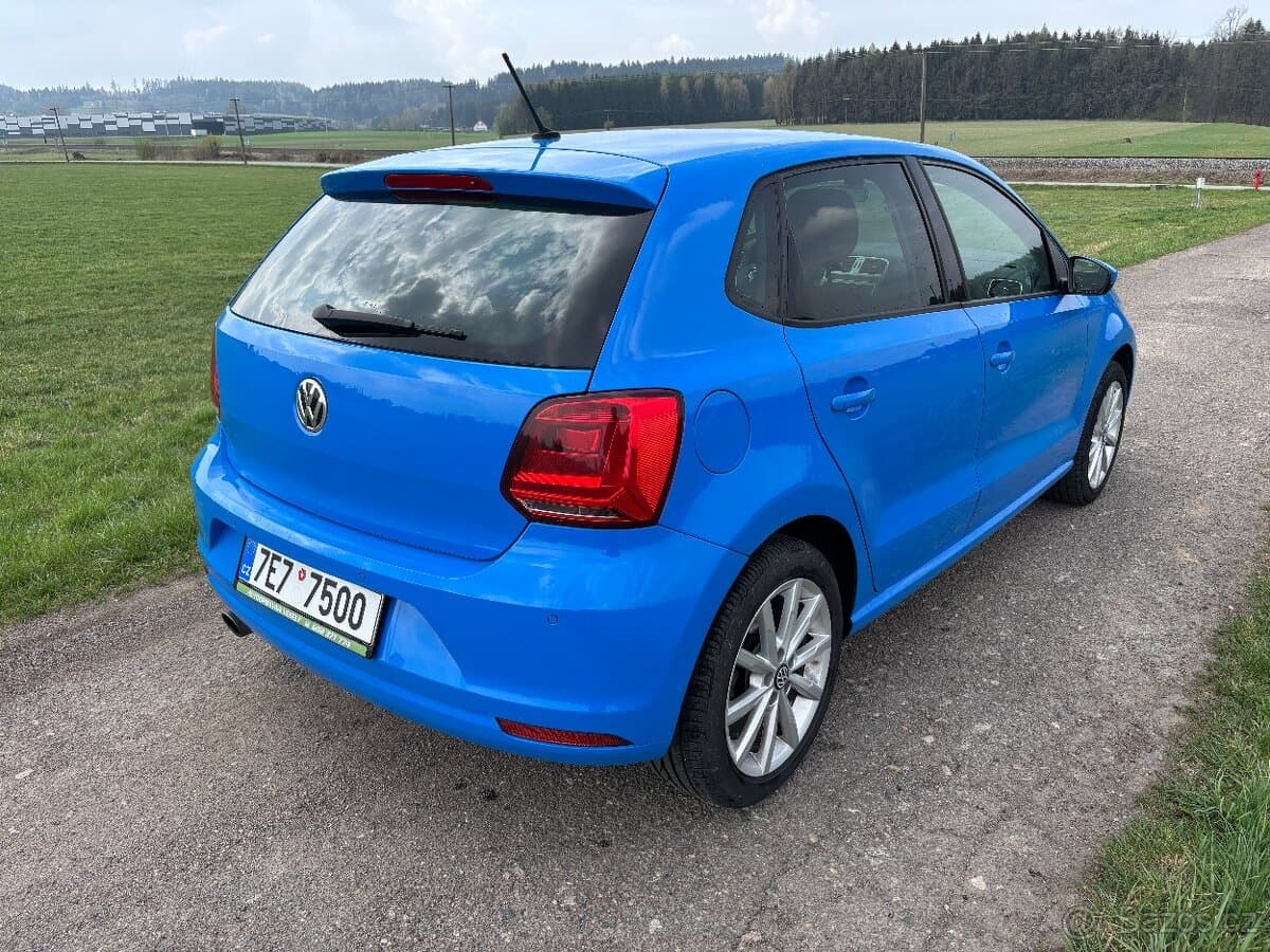 2015 Volkswagen POLO - 3