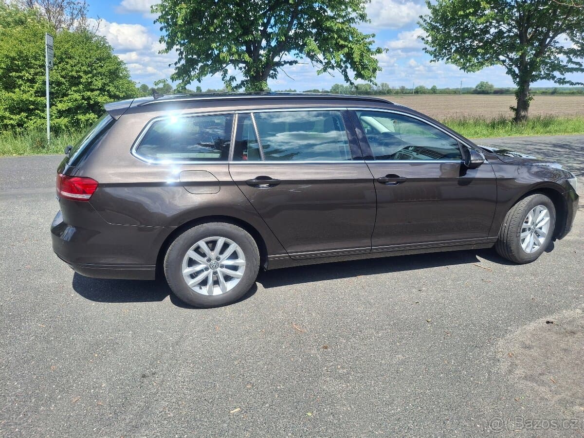2016 Volkswagen PASSAT - 3
