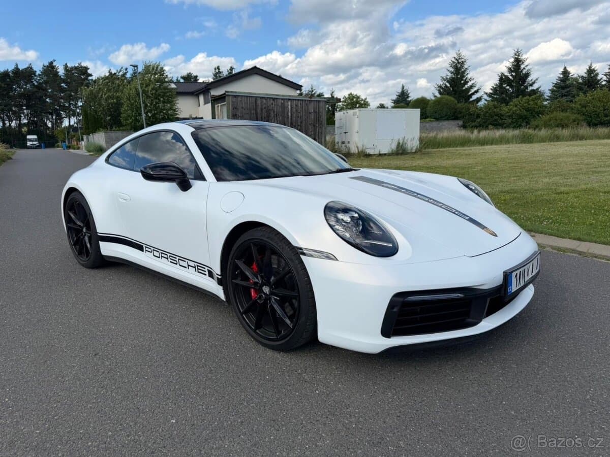 2019 Porsche 911 - 3