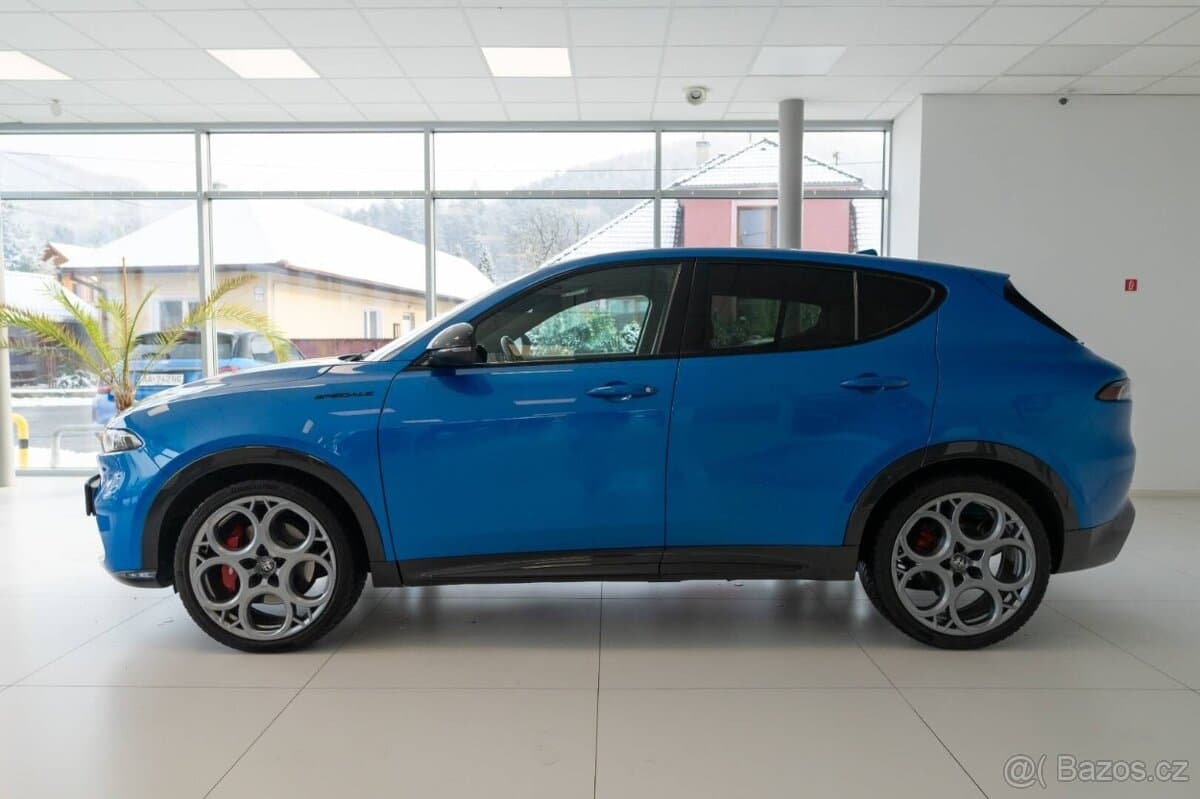 2022 Alfa Romeo TONALE - 3