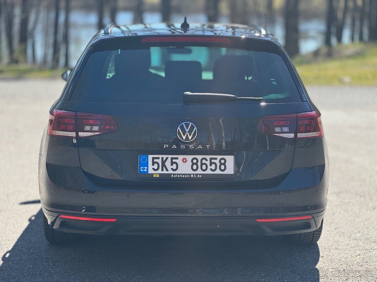2022 Volkswagen PASSAT - 3