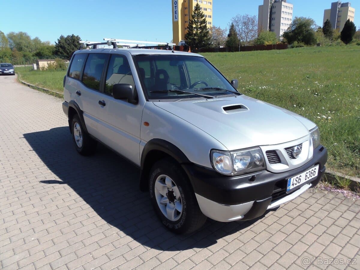 2004 Nissan OSTATNÍ - 3