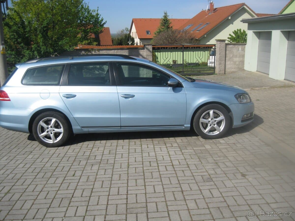 2013 Volkswagen PASSAT - 3
