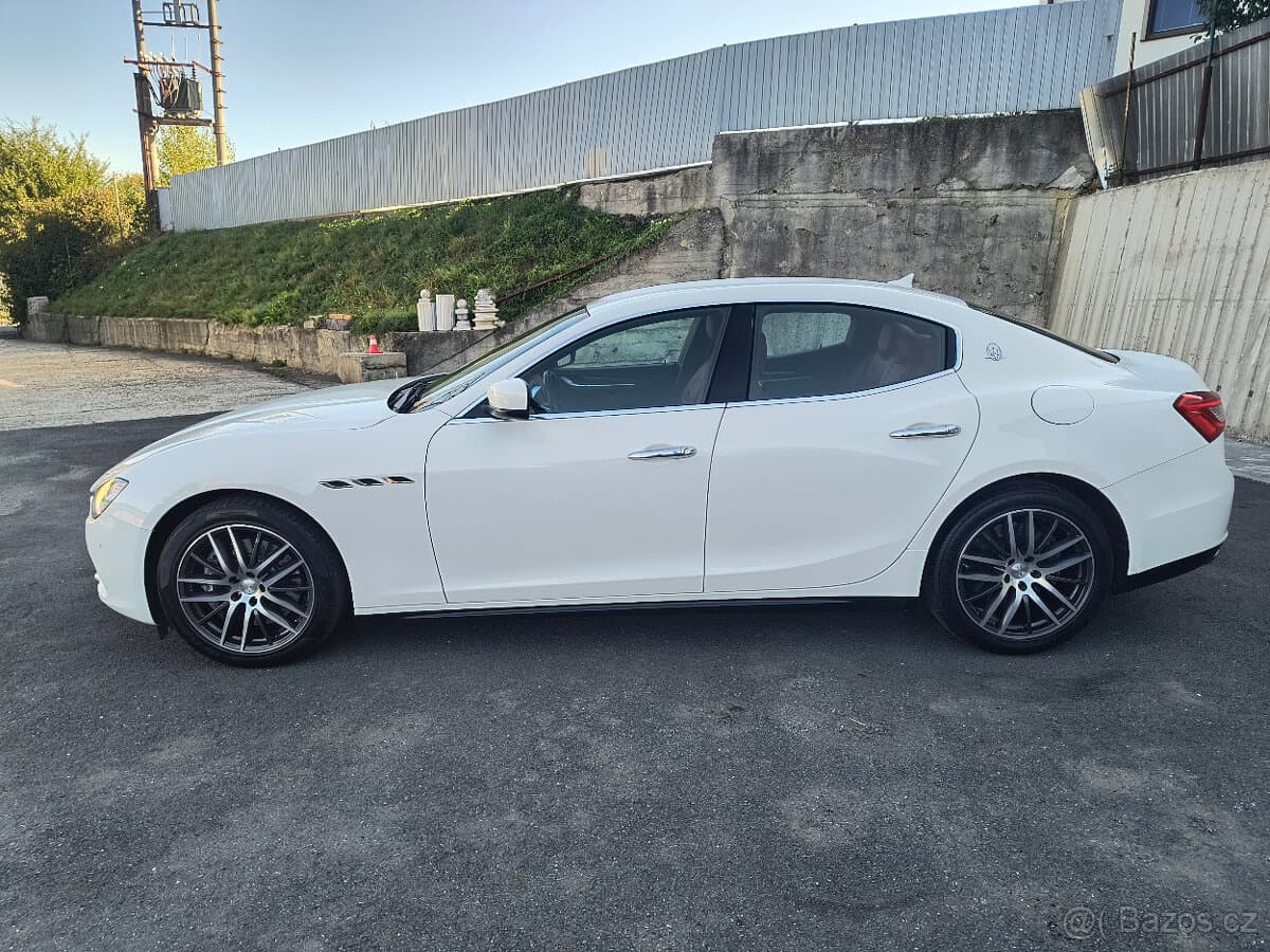2015 Maserati GHIBLI - 3