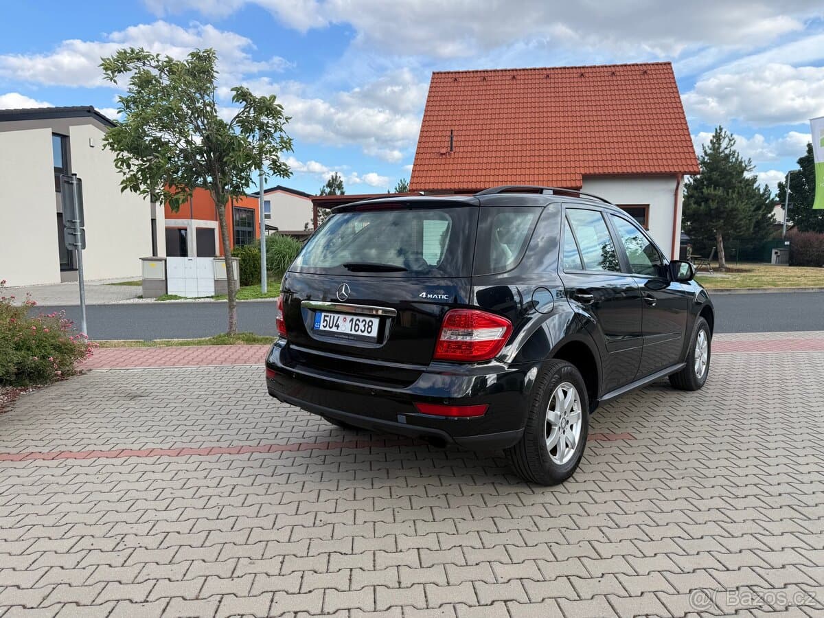 2010 Mercedes-Benz M-CLASS - 3