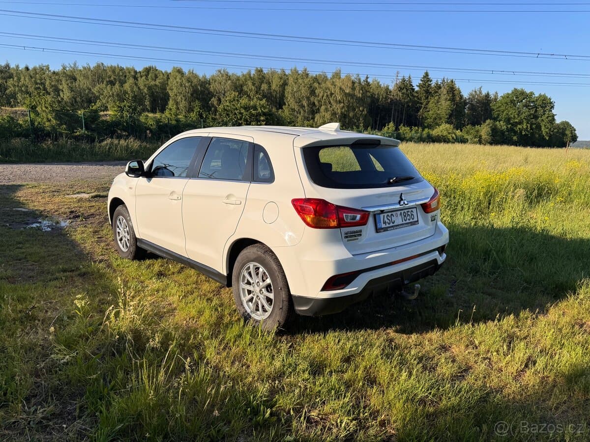Mitsubishi ASX - 3