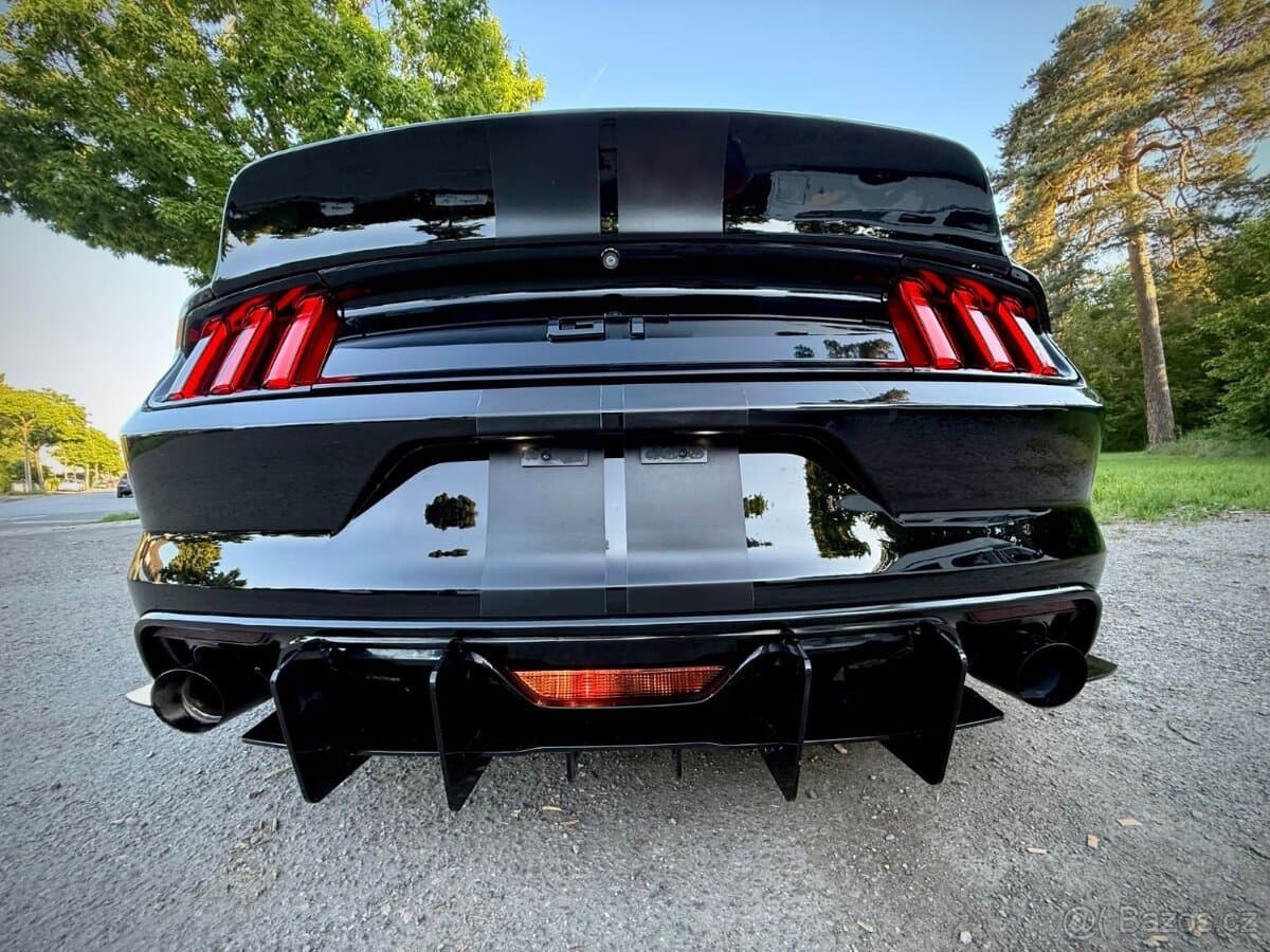 2015 Ford MUSTANG - 3