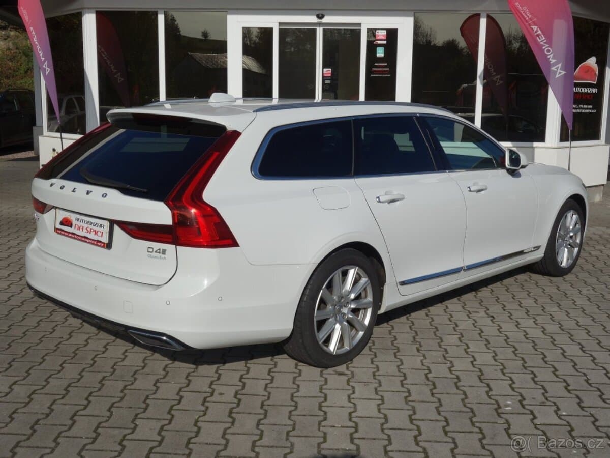 2017 Volvo V90 - 3