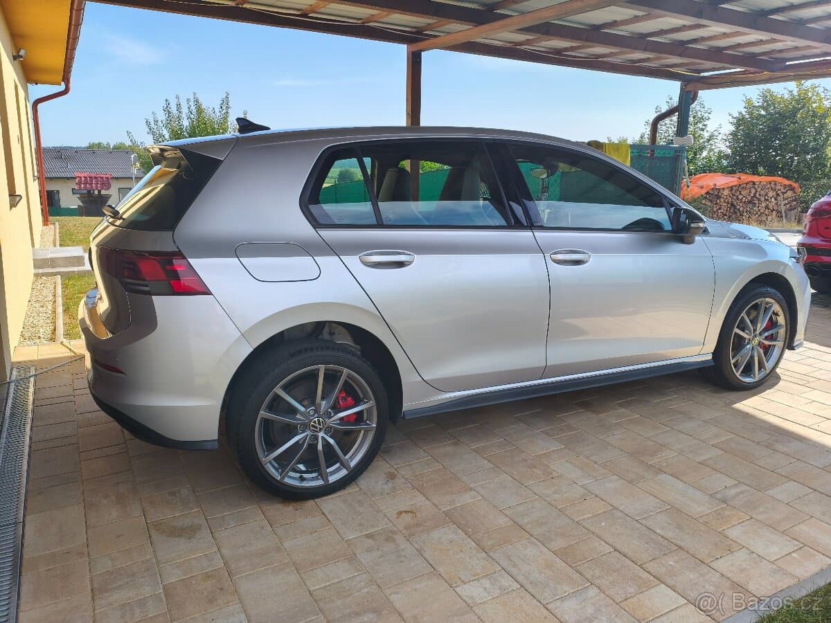 2022 Volkswagen GOLF - 3