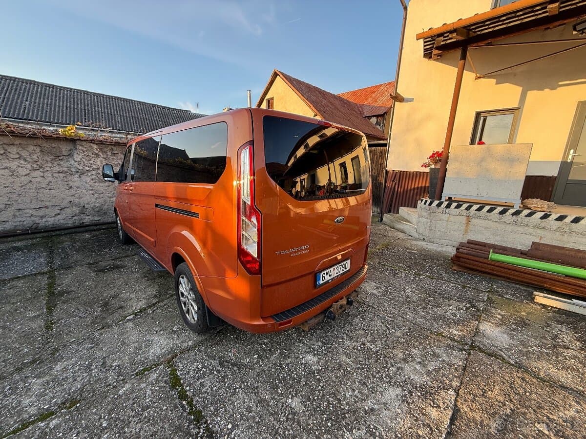 2018 Ford TOURNEO - 3