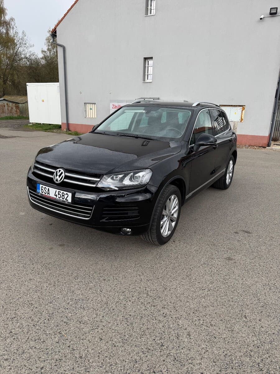 2011 Volkswagen TOUAREG - 3