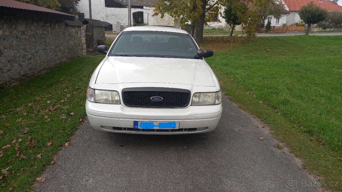 2007 Ford CROWN VICTORIA - 3
