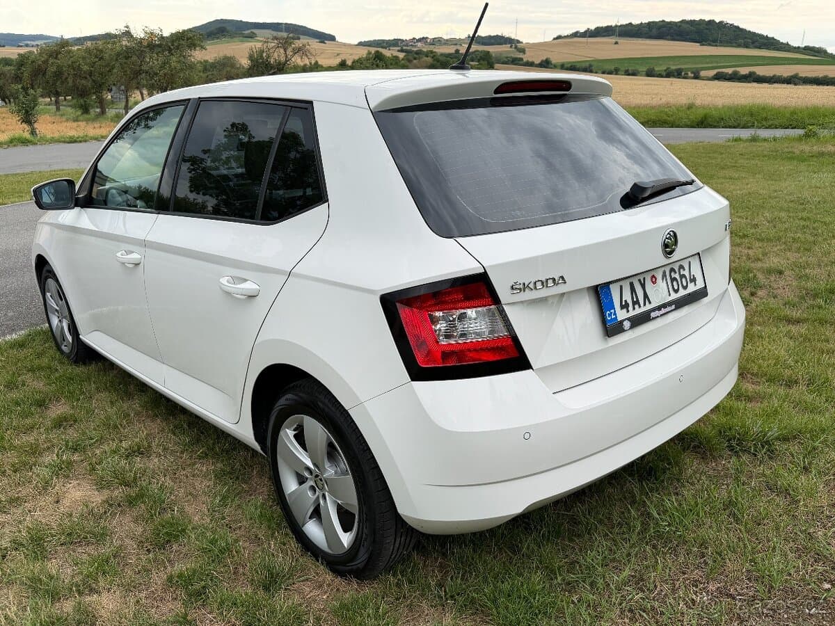 2015 Škoda FABIA - 3