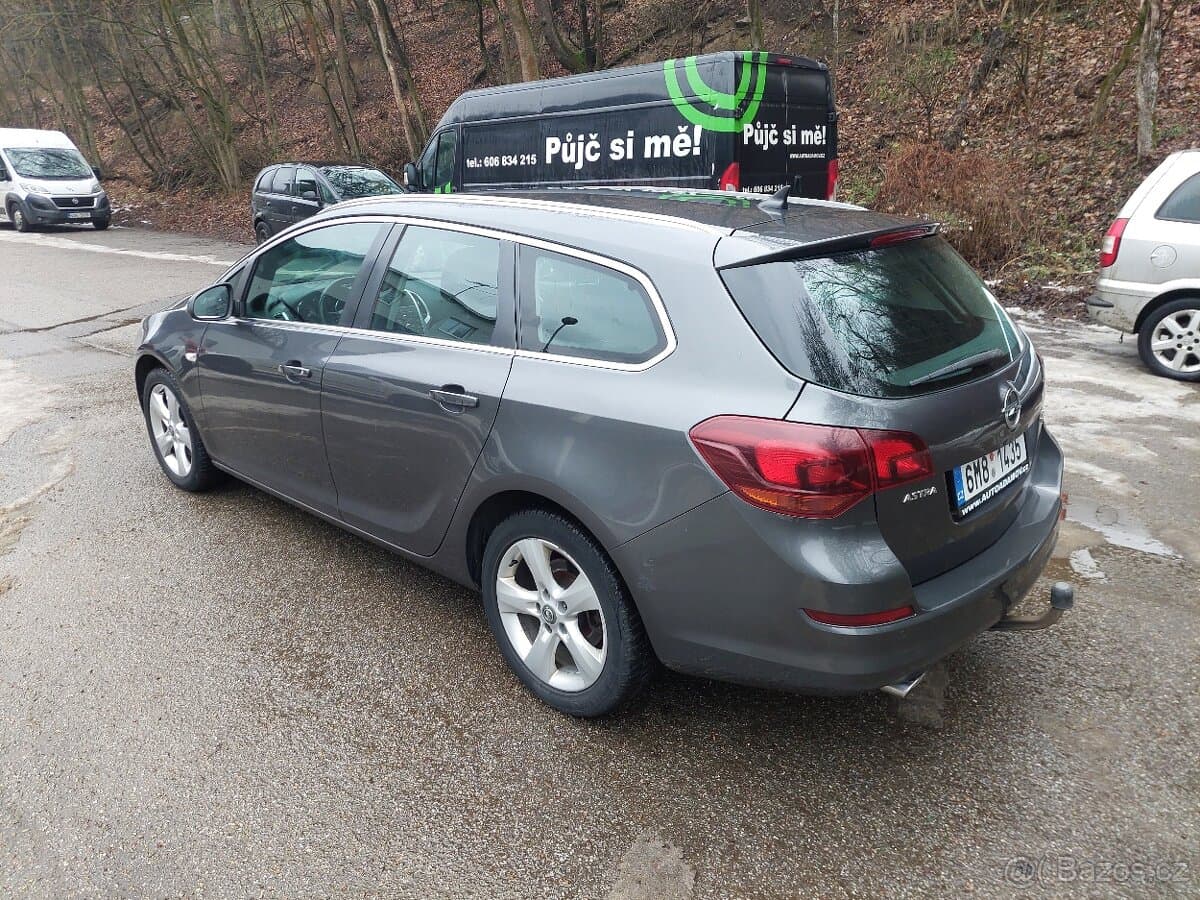 2011 Opel ASTRA - 3