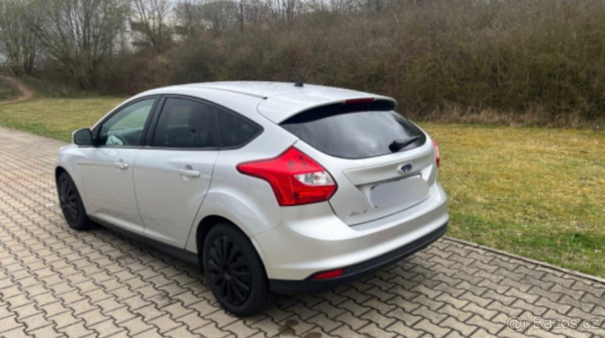 2011 Ford FOCUS - 3