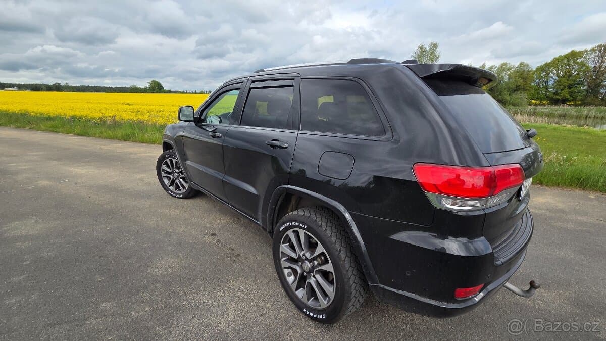 2018 Jeep CHEROKEE - 3