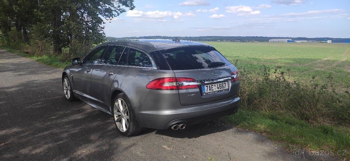 2012 Jaguar XF - 3