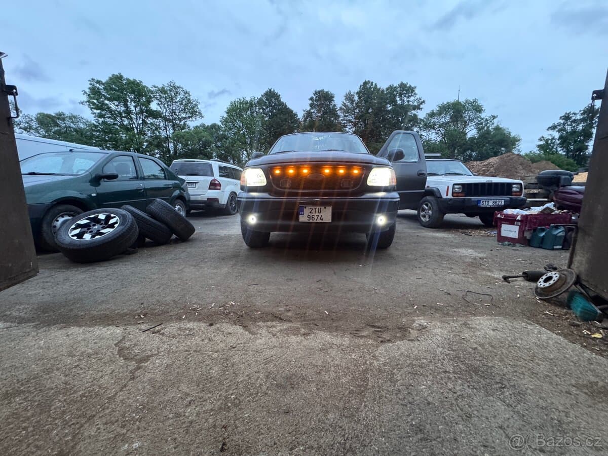 2003 Ford F-150 - 3