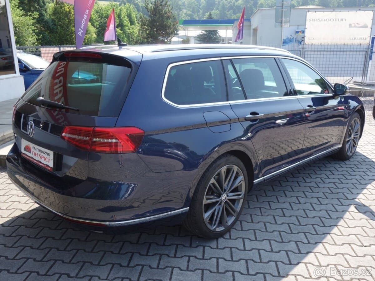 2015 Volkswagen PASSAT - 3