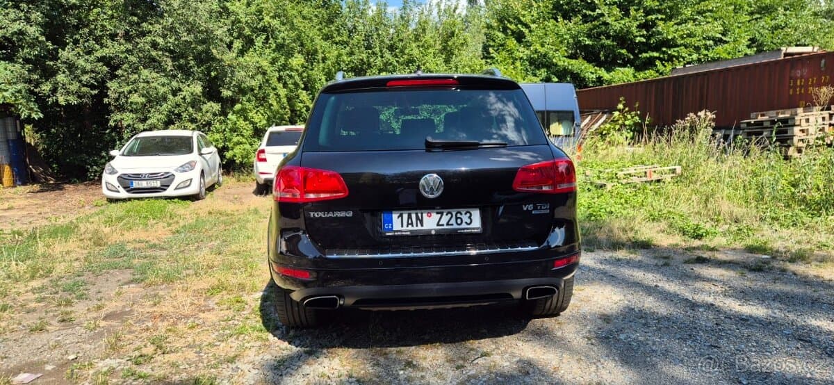 2011 Volkswagen TOUAREG - 3