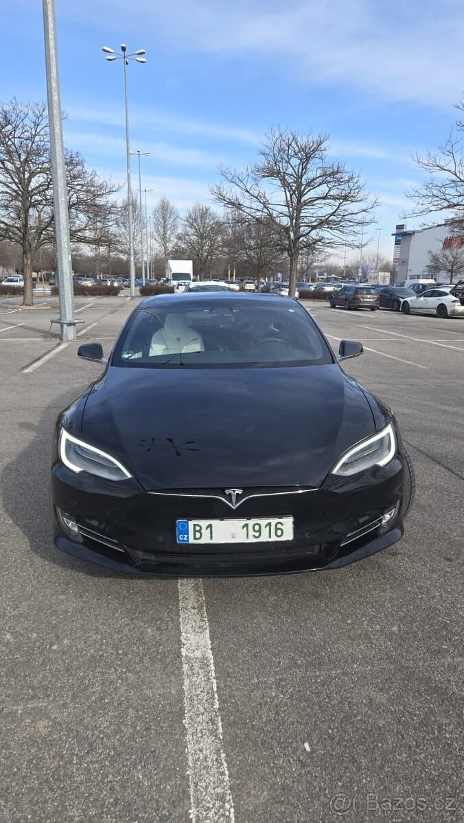 2020 Tesla MODEL S - 3