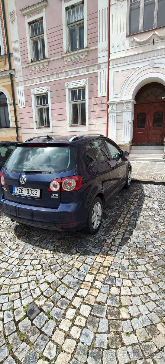 2011 Volkswagen GOLF - 3
