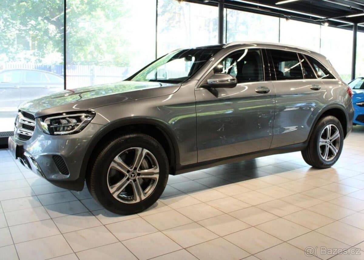 2022 Mercedes-Benz GL - 3