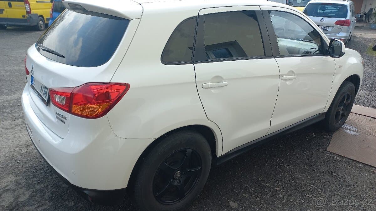 2016 Mitsubishi ASX - 3
