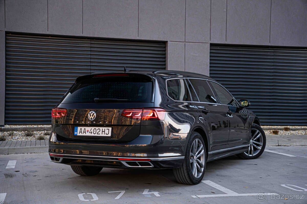 2019 Volkswagen PASSAT - 3