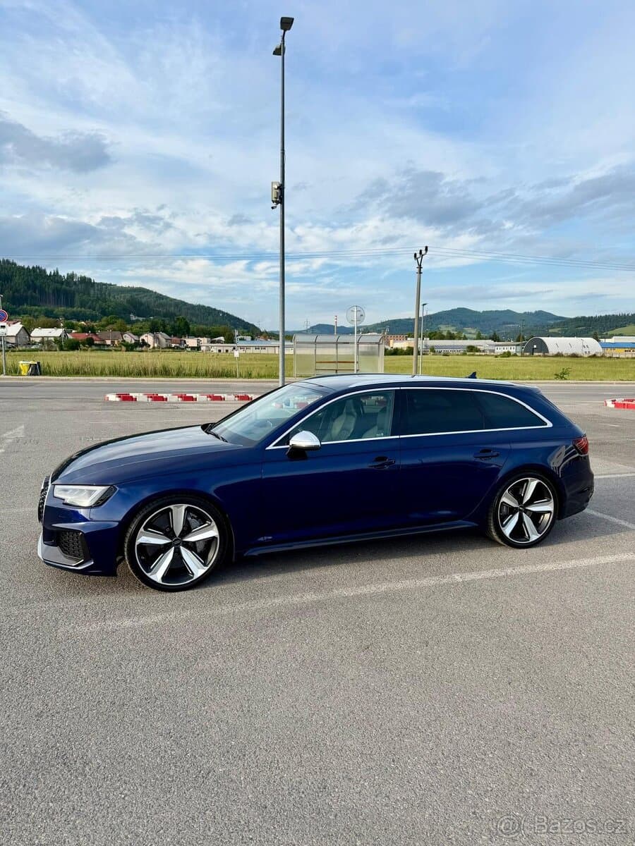 2018 Audi RS4 - 3
