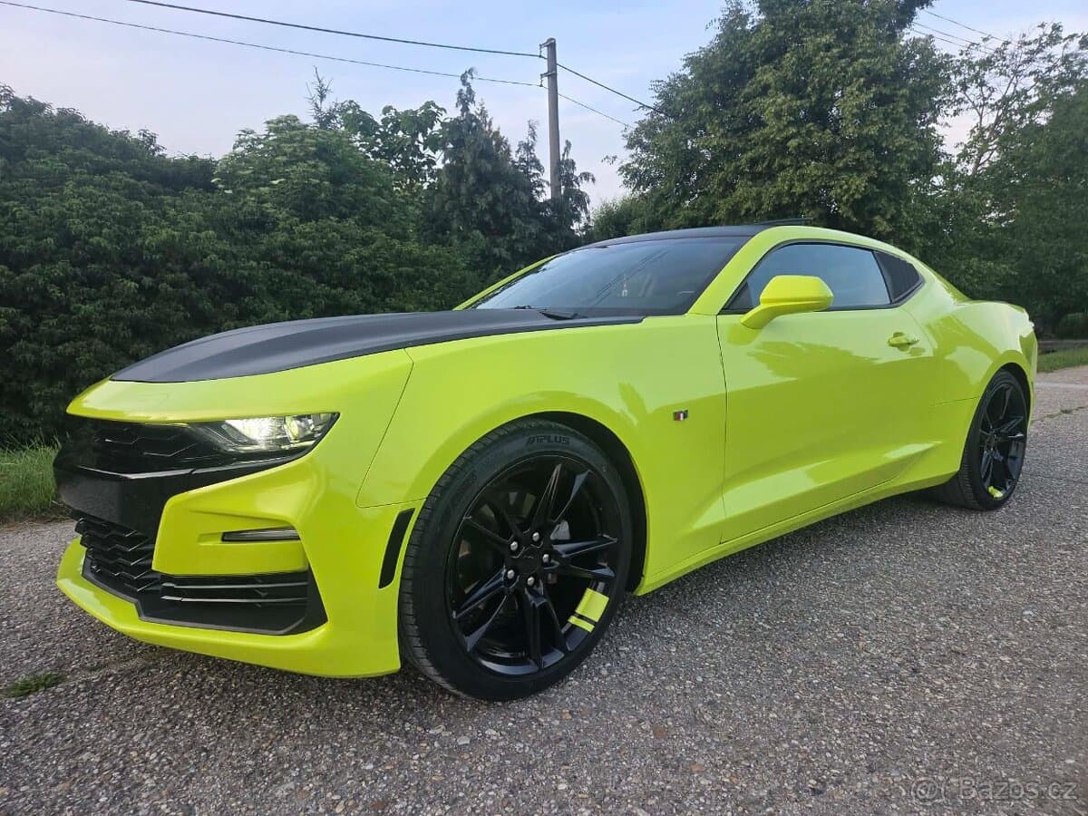 2019 Chevrolet CAMARO - 3
