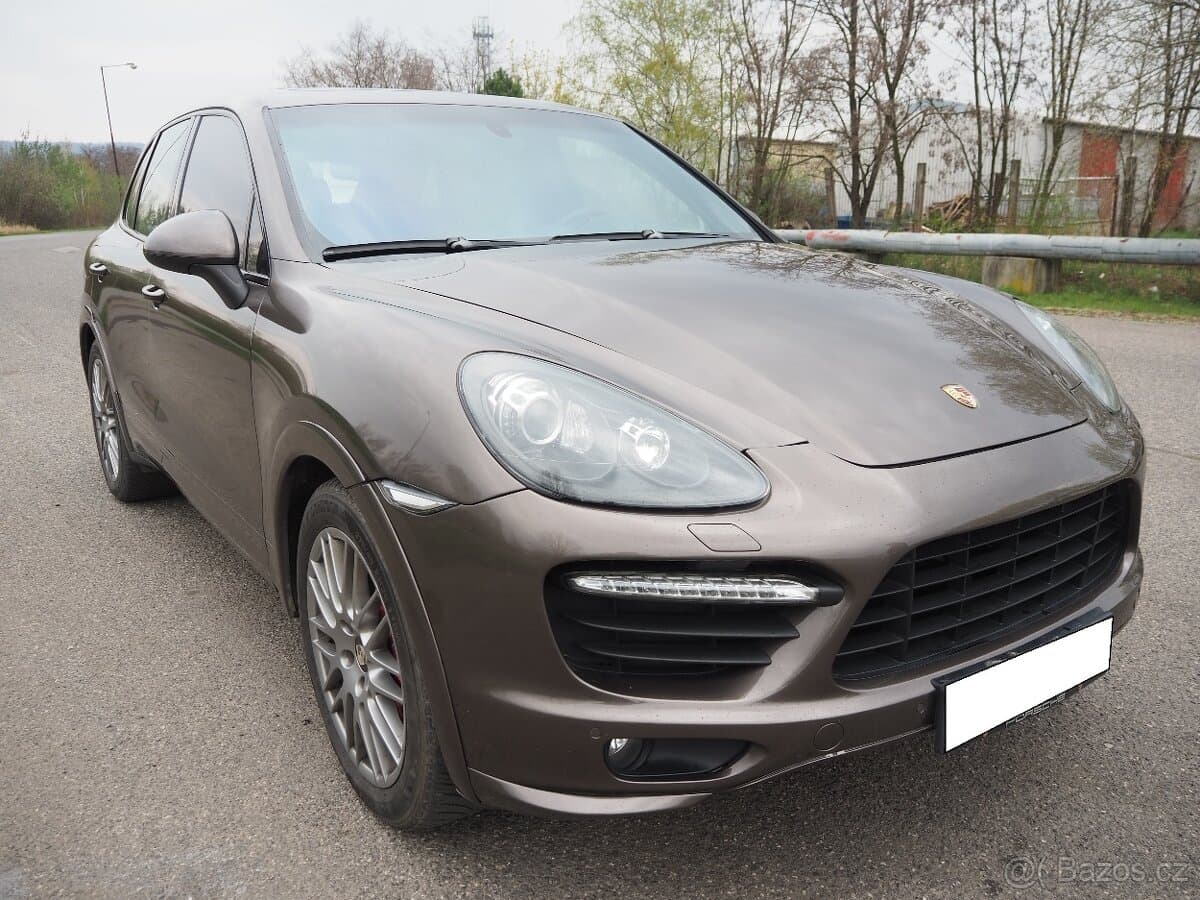 2013 Porsche CAYENNE - 3