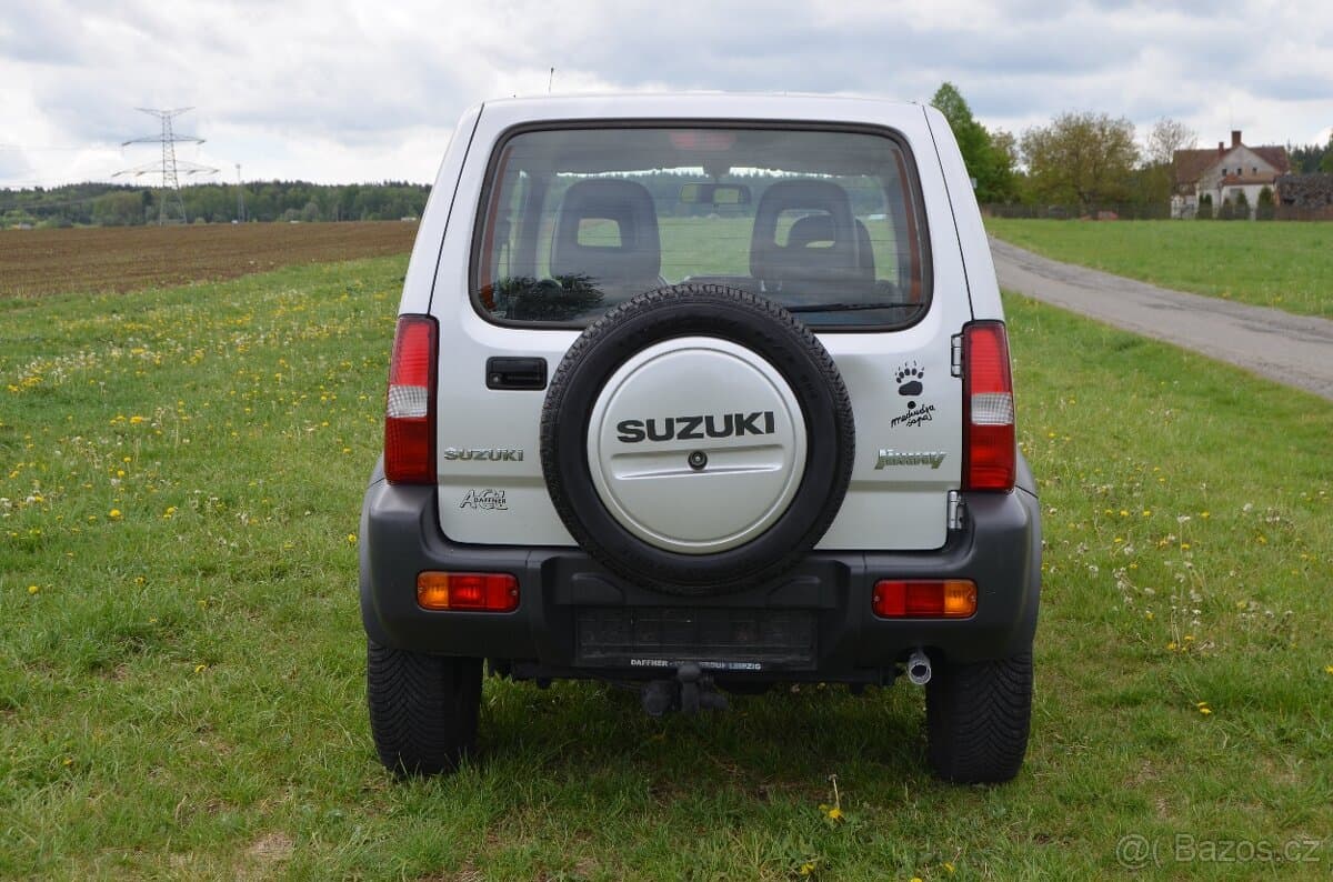 2010 Suzuki JIMNY - 3