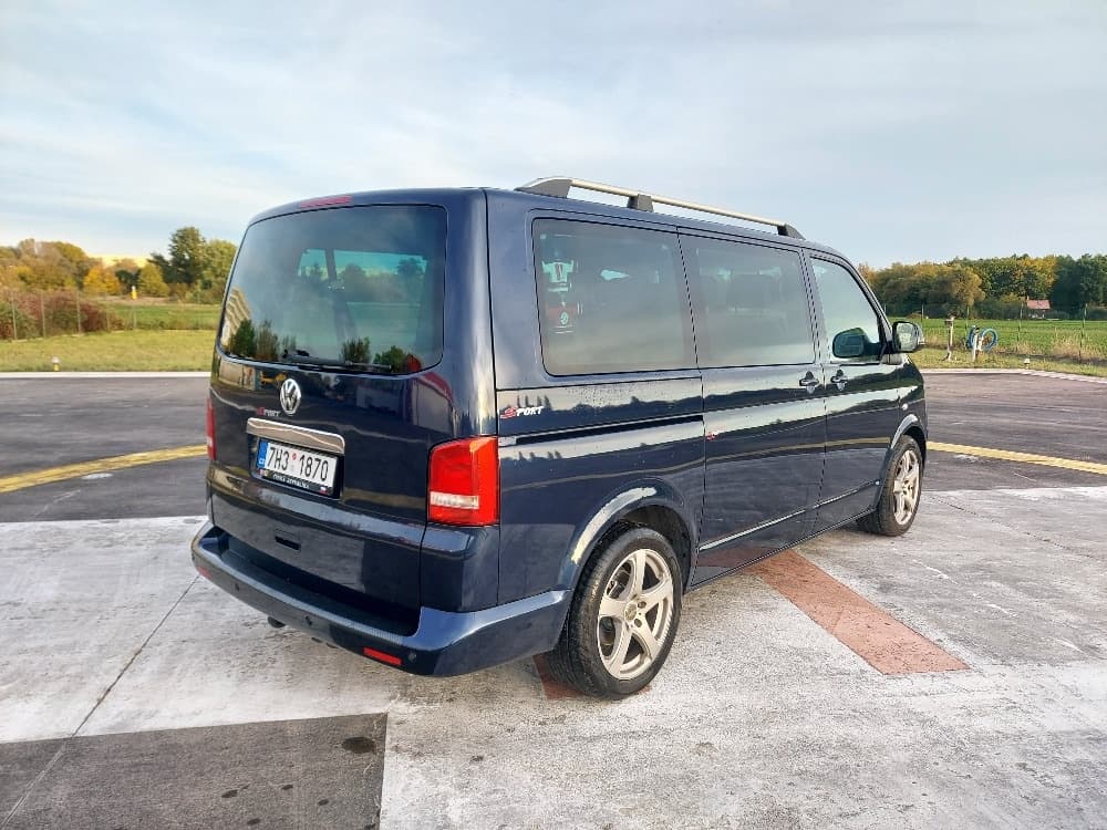2011 Volkswagen CARAVELLE - 3