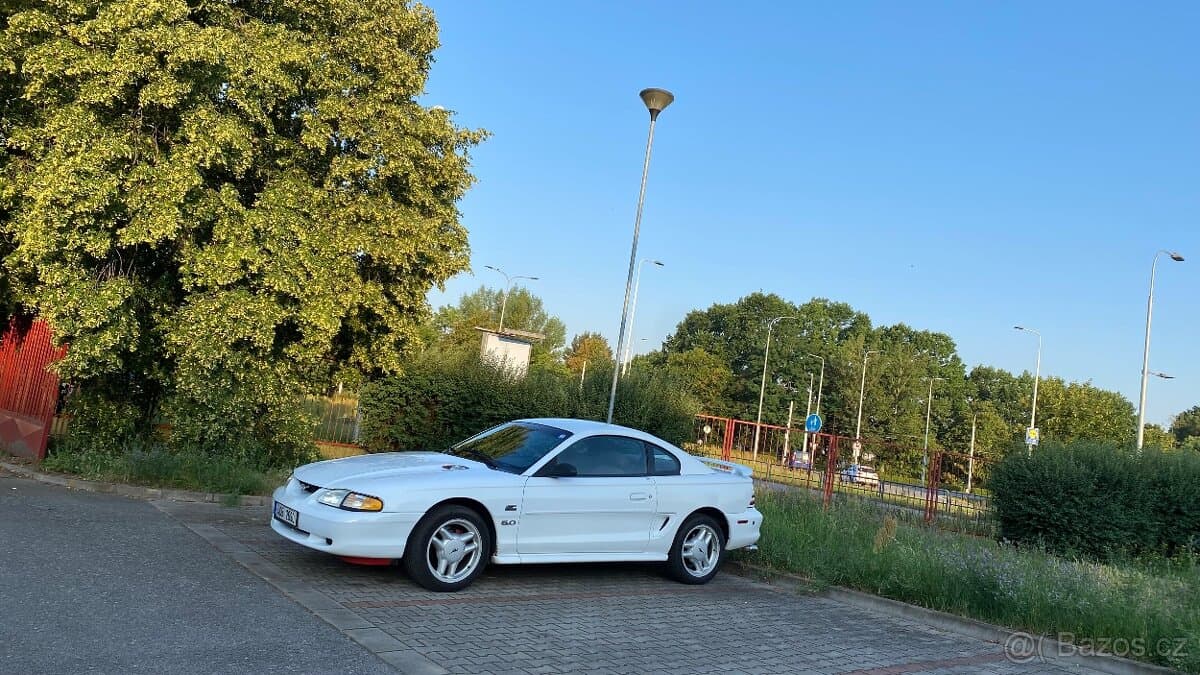 1994 Ford MUSTANG - 3