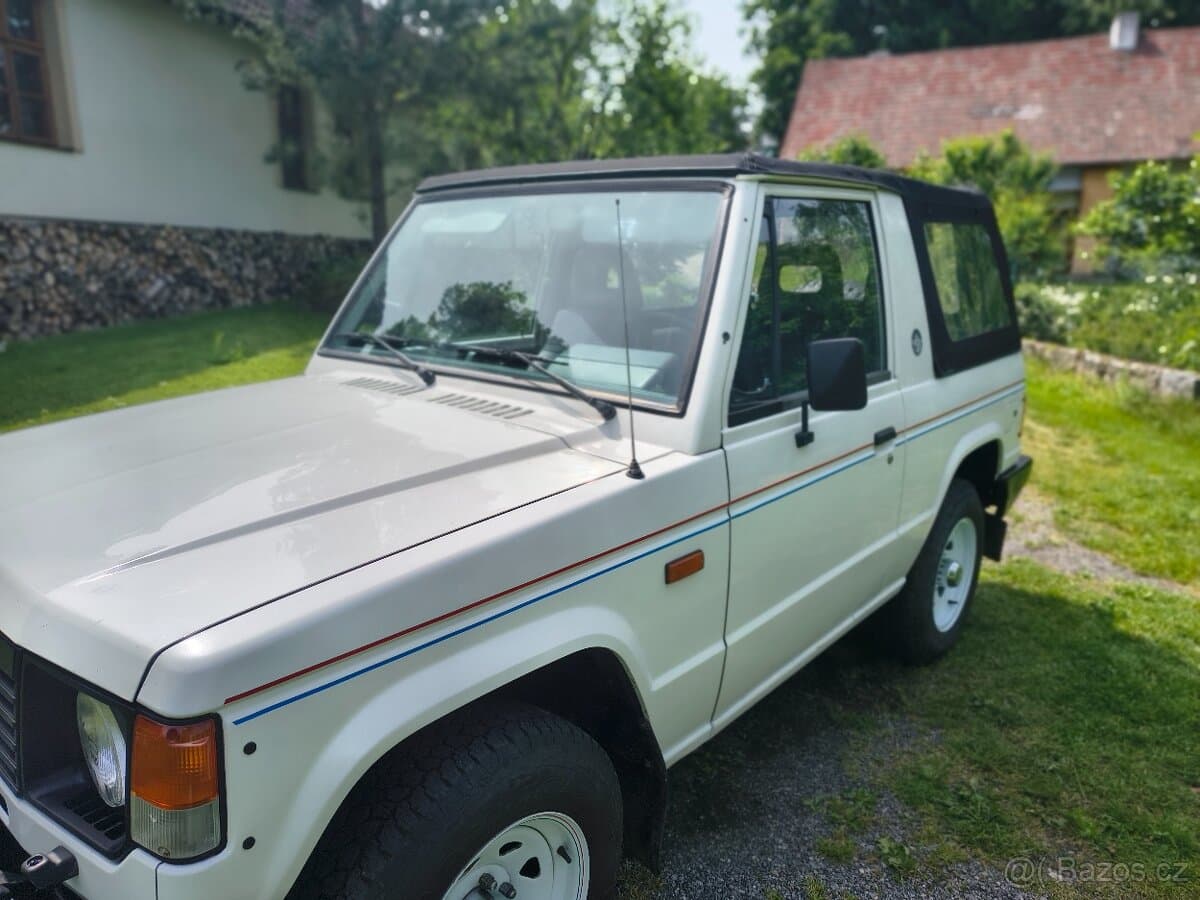 1988 Mitsubishi PAJERO - 3