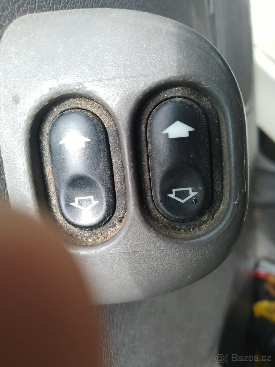 2005 Ford TRANSIT - 3